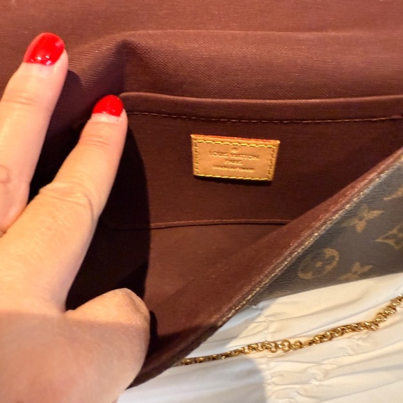 Louis Vuitton FAVORITE Rare Monogram Crossbody / Clutch Gold Chain Leather Strap - Picture 8 of 12